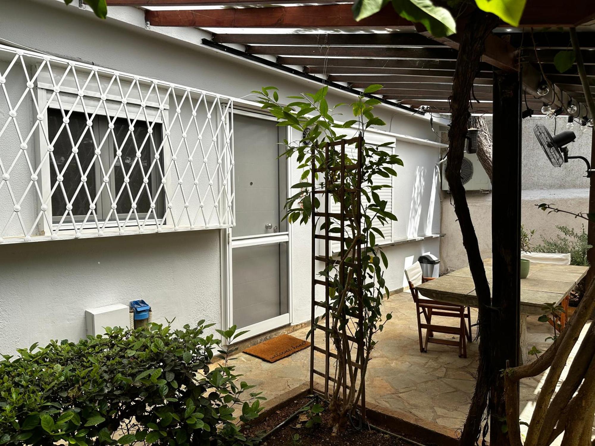 Appartamento Antonis'S Garden House Atene Esterno foto